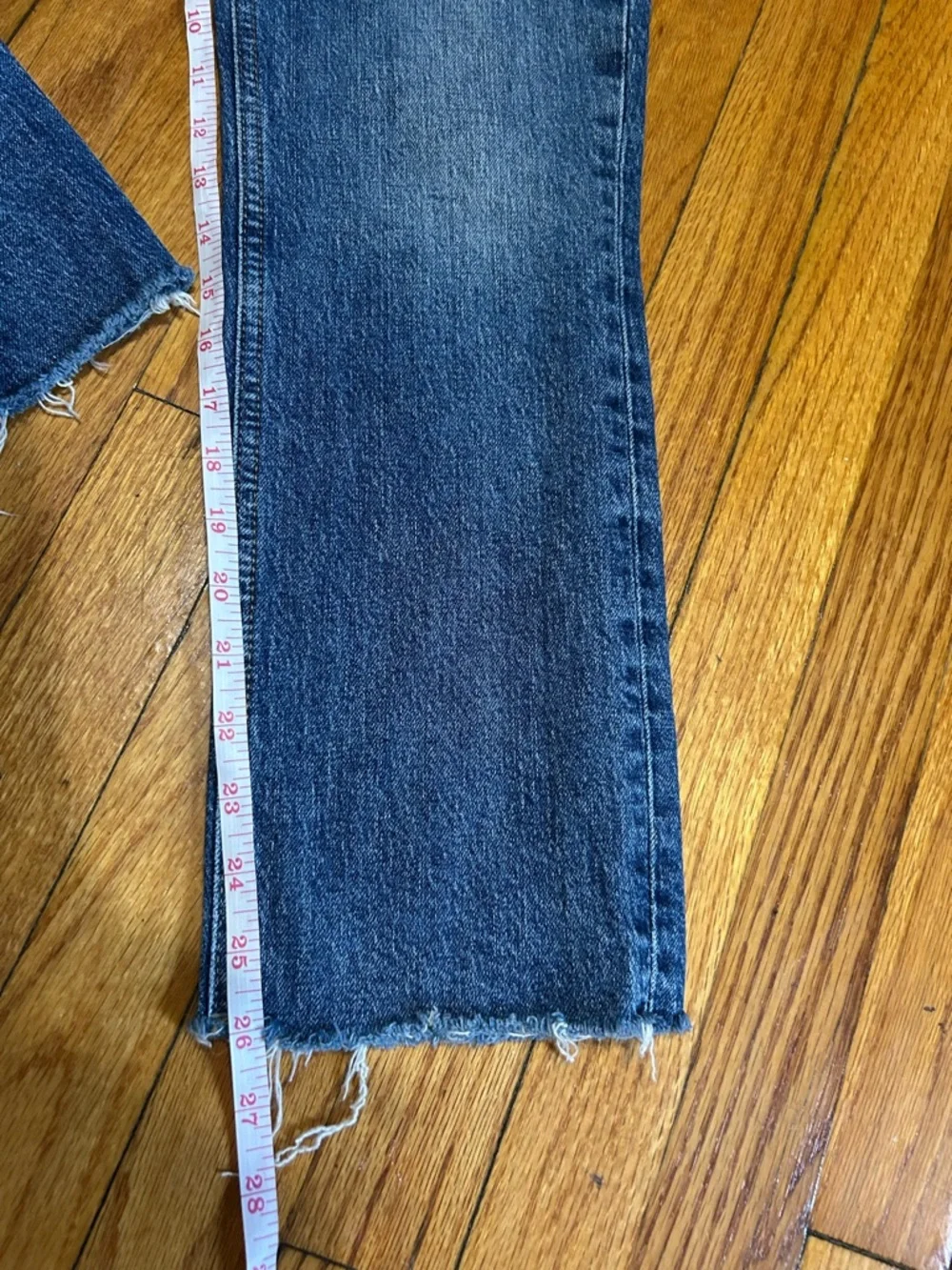 Zara Jeans Slim Straight Leg High Rise Raw Hem  Blue Denim Women’s Size 4 - Picture 3 of 8